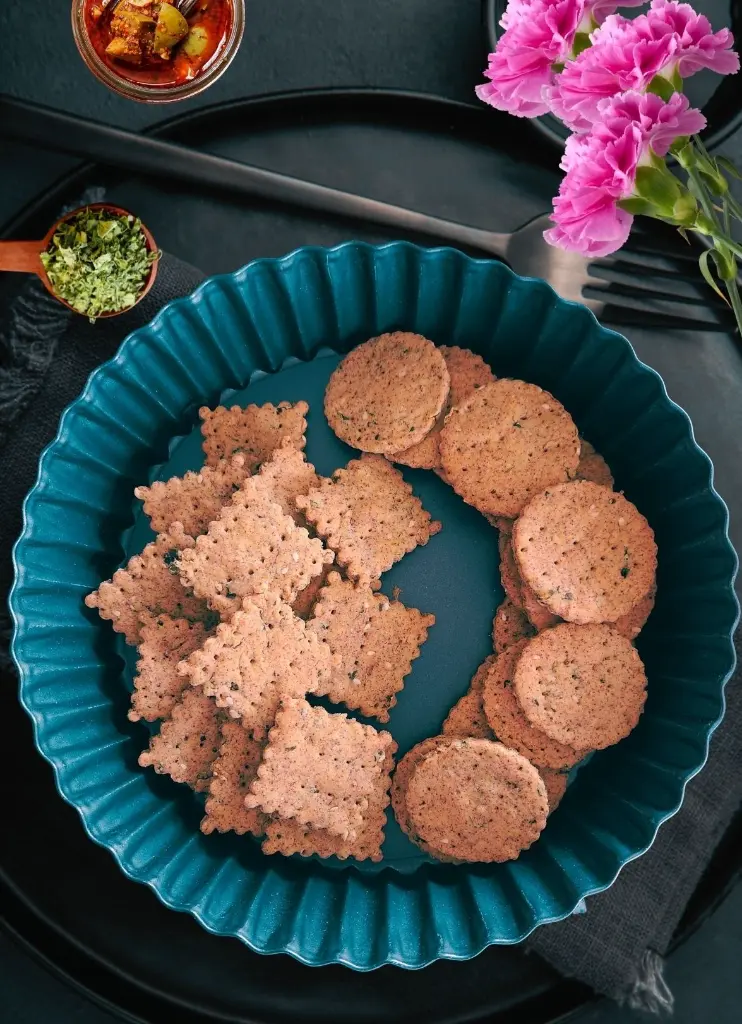 Blog Post 'Methi Khari Biscuit with Methi Flour' cover image.webp